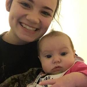 Meet your Posher, Alexis